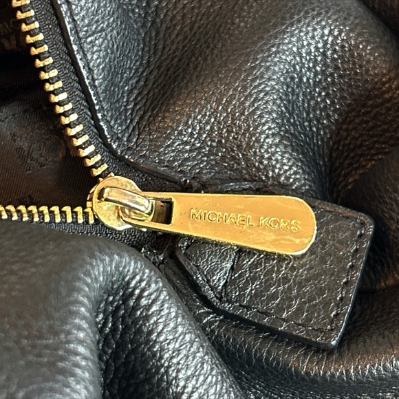 MICHAEL Kors Hamilton  Black Pebbled Leather Weekender Overnight Bag Gold Logo - Picture 10 of 12